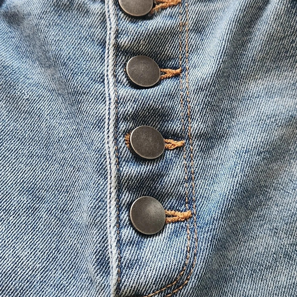 Tinsel Distressed Jeans - Picture 3 of 8